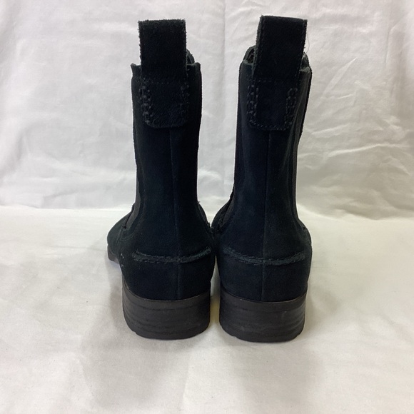 UGG HILLHURST II SZ 8 Black Suede / Knit Ankle Boots so 8 $190 main image 10